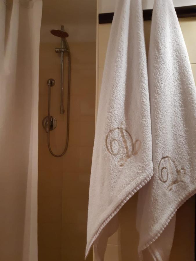 Donna Lucrezia Dimora A Corte B&B 콘베르사노 외부 사진